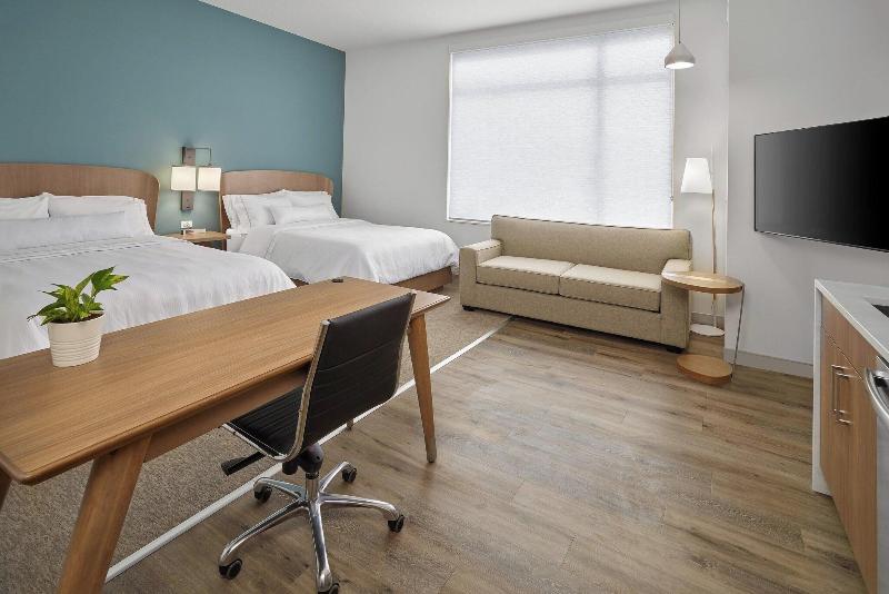 带四张床的标准工作室, Element Edmonton West