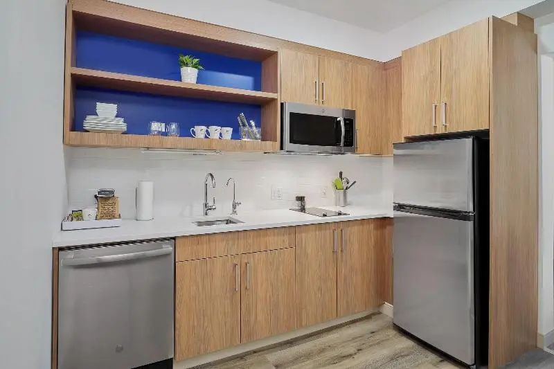 Suite Executive Lit King Size, Element Edmonton West