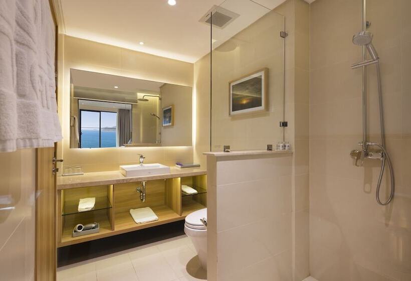 اتاق پرمیوم با چشمانداز دریا, Nagar Hotel Nha Trang