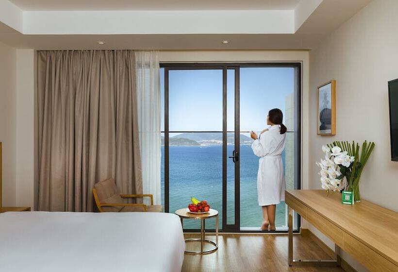 اتاق پرمیوم با چشمانداز دریا, Nagar Hotel Nha Trang