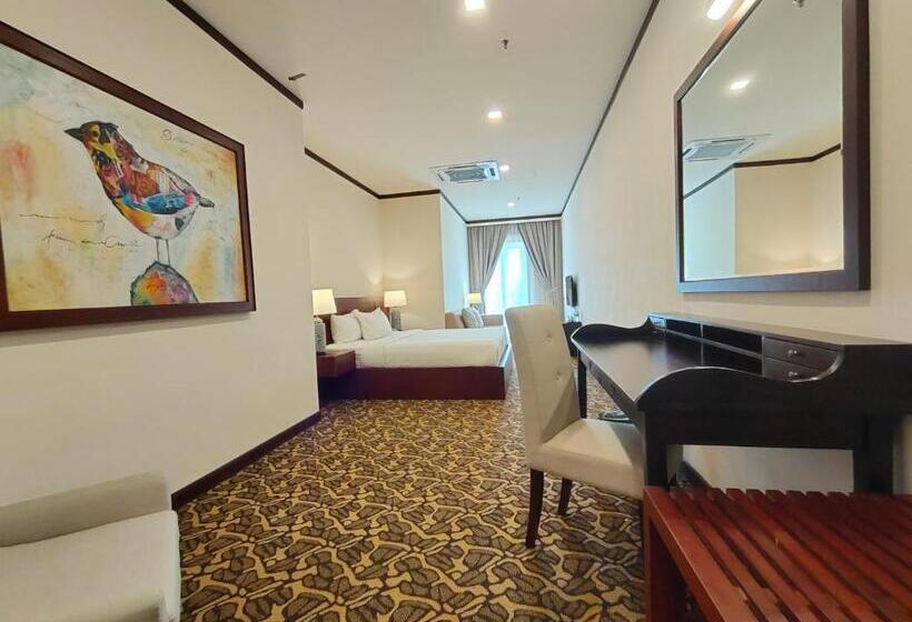 Suite Deluxe Lit King Size, Riviera Suites Melaka
