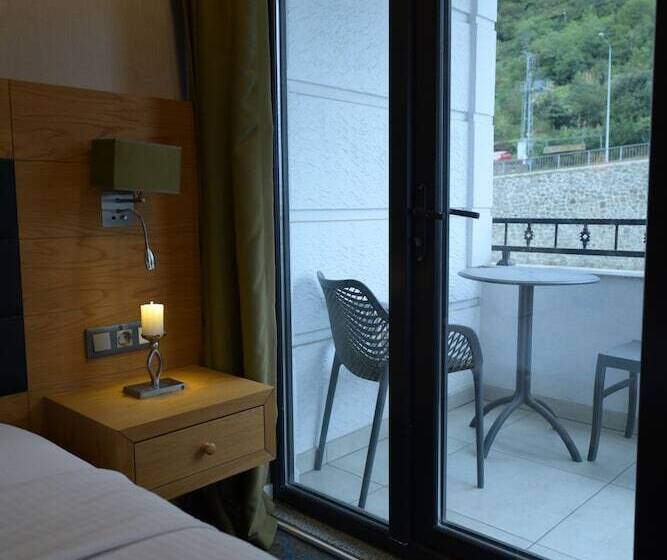 Camera Deluxe Vista Montagna, Sera Nature