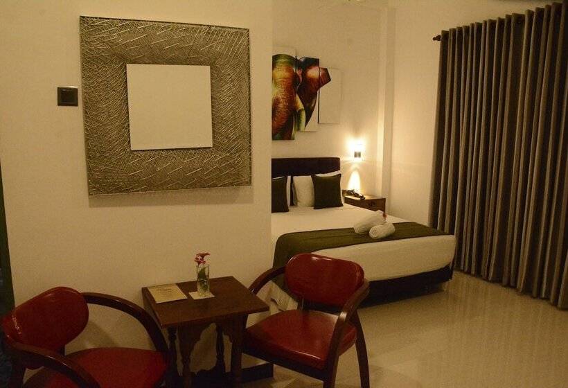 디럭스 트리플 룸, Vimanra Udawalawa