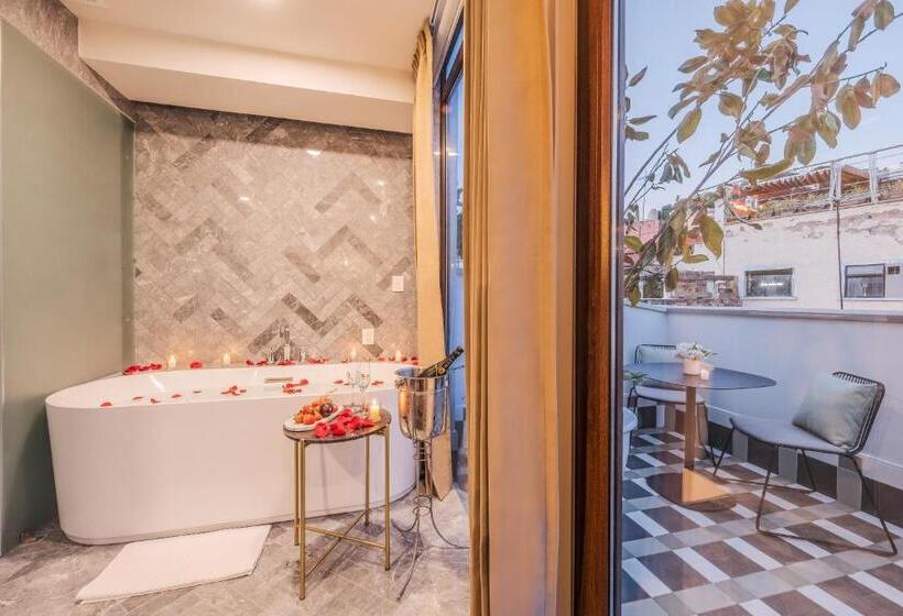 Suite with Terrace, Casa Kloster Hotel Boutique