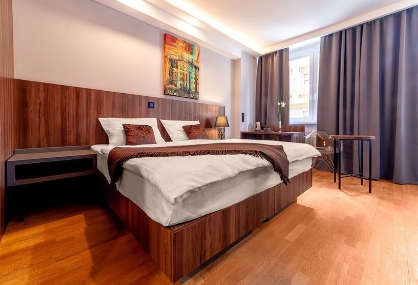 اتاق استاندارد یک نفره, Atelier