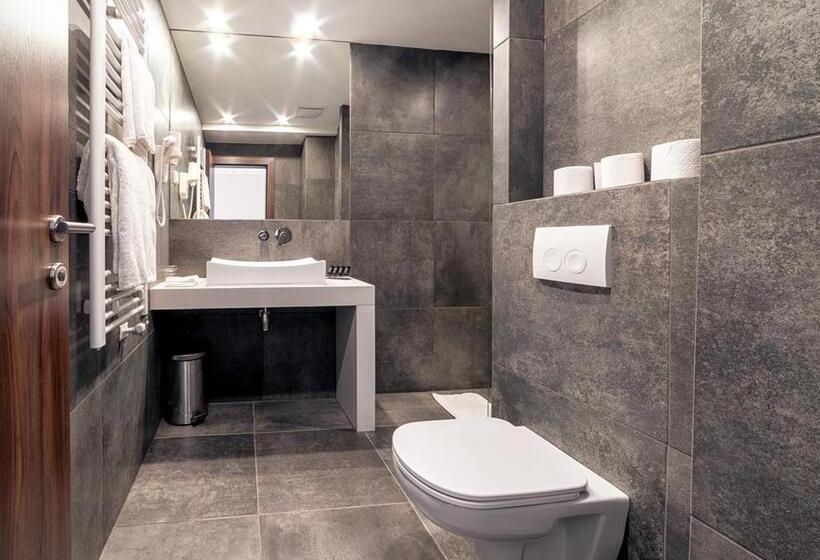 اتاق استاندارد یک نفره, Atelier