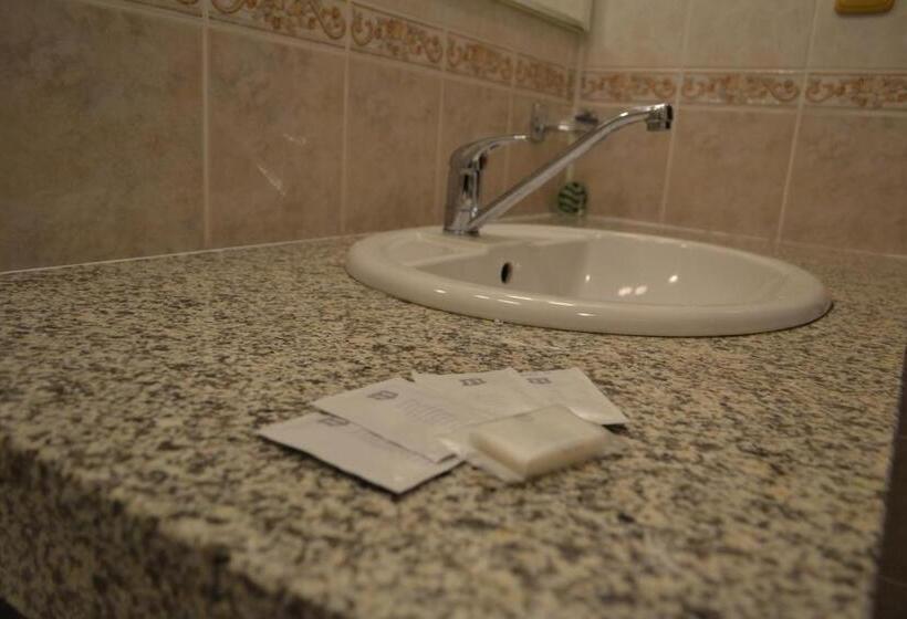 수피리어 스튜디오, Greenwood