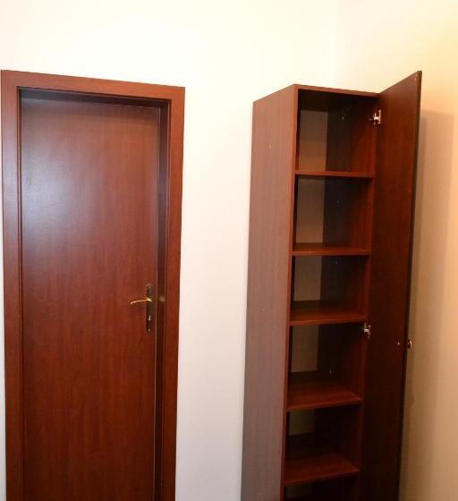 수피리어 스튜디오, Greenwood