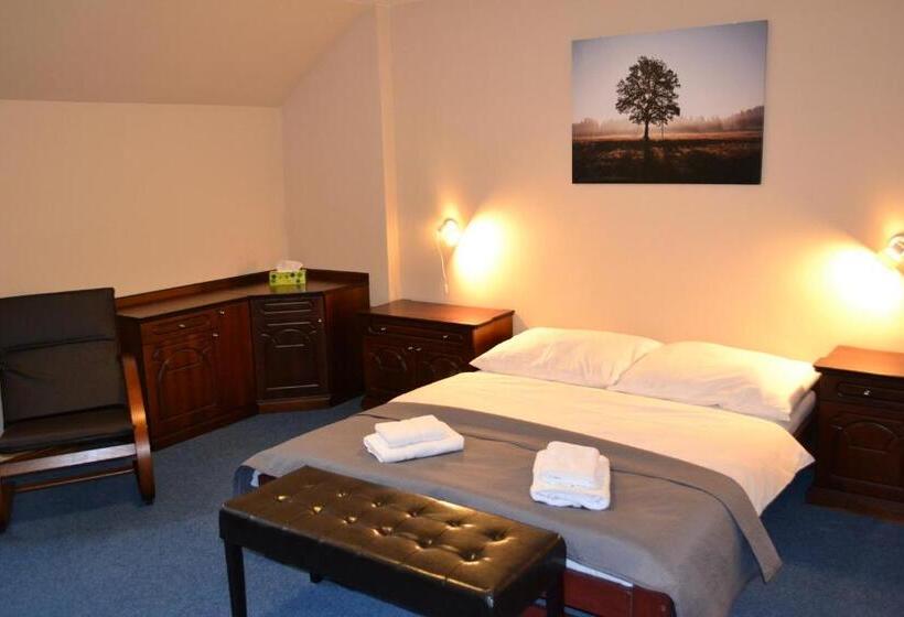 수피리어 룸, Greenwood