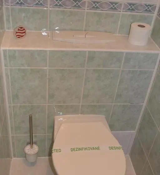 استودیو استاندارد با تخت کینگ, Greenwood