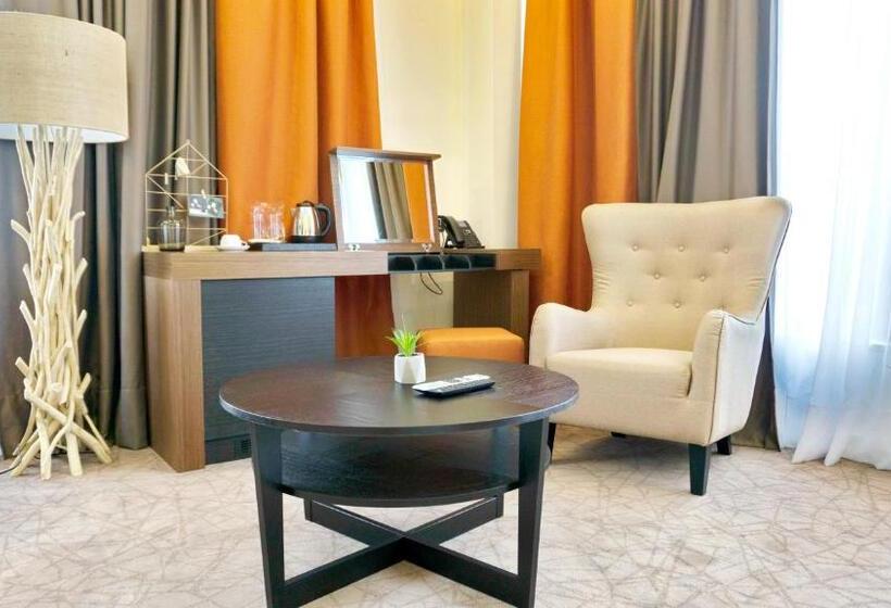 سوییت لوکس, Sl Panorama