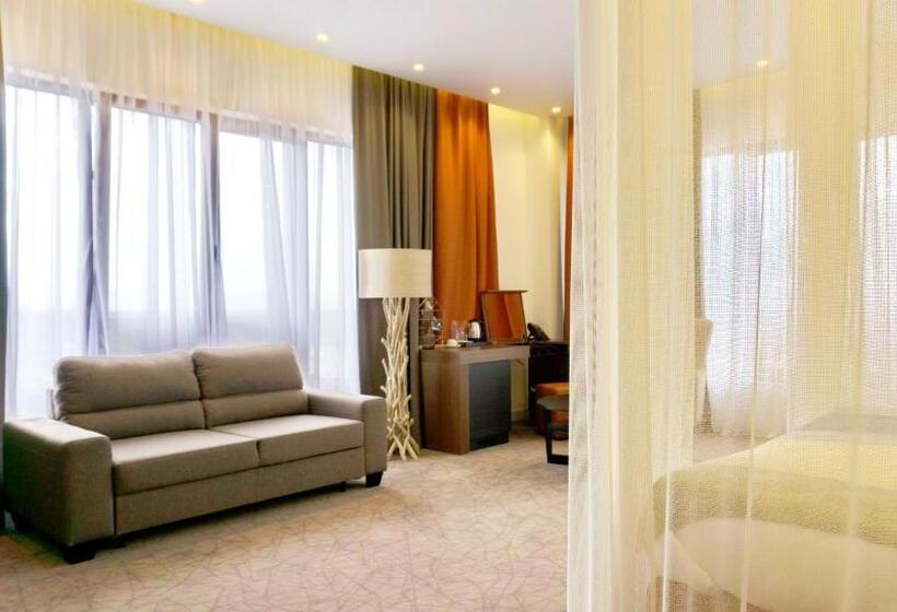 سوییت لوکس, Sl Panorama