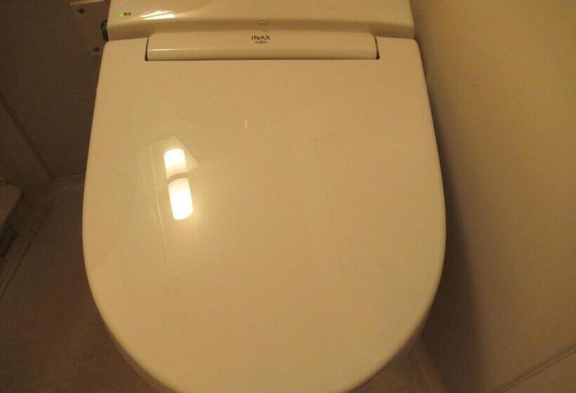 חדר סטנדרט יחיד, Tsurusaki