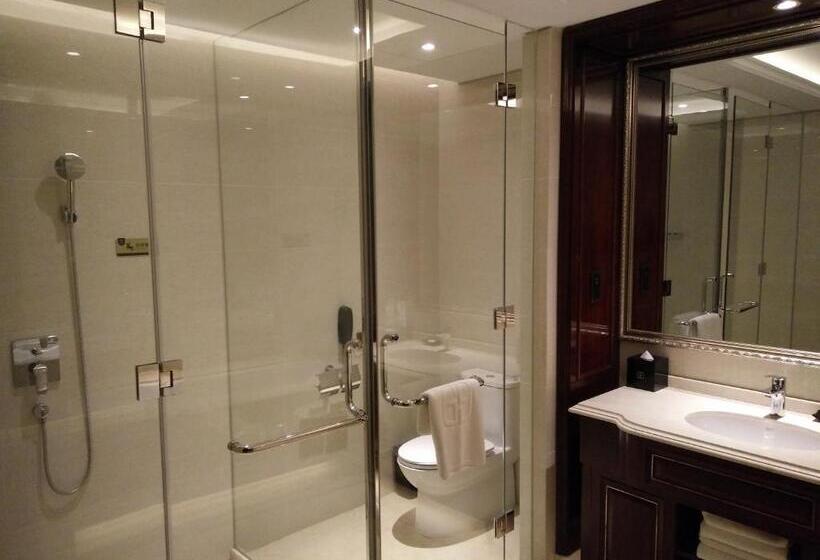 غرفة قياسية, Lanxi International