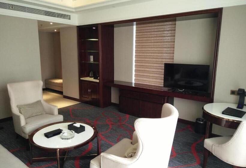 جناح مزود بجاكوزى, Lanxi International