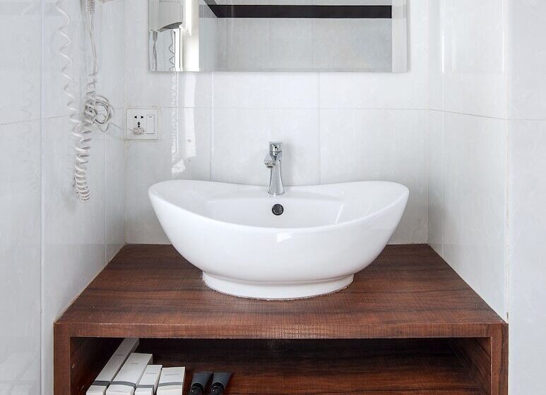 חדר דלוקס, Botum Palace