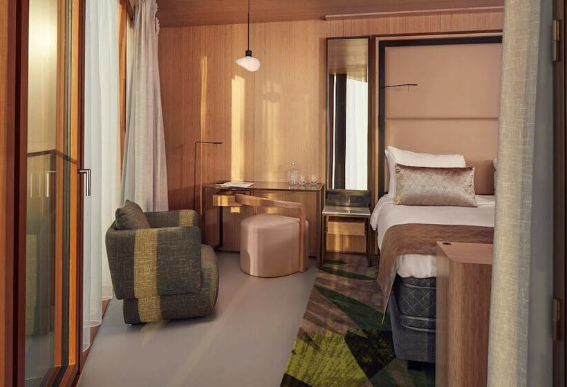 غرفة سوبيريور مزودة بشرفة, Jakarta Amsterdam