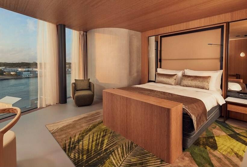 Junior Suite, Jakarta Amsterdam