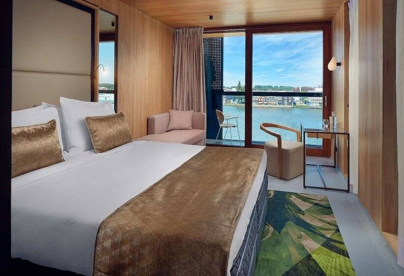 غرفة سوبيريور, Jakarta Amsterdam