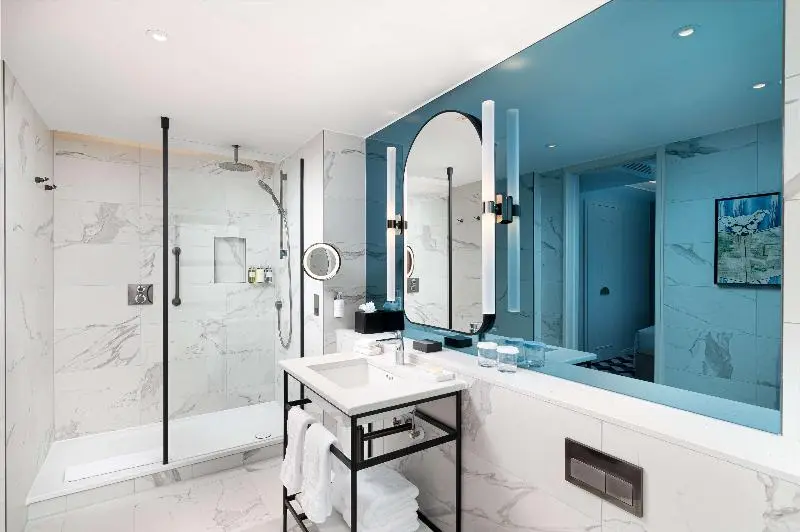 Suite, Jakarta Amsterdam
