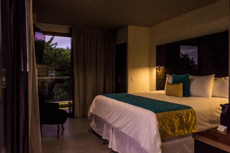 חדר דחוקס עם מיטת קינג, Kabah Boutique