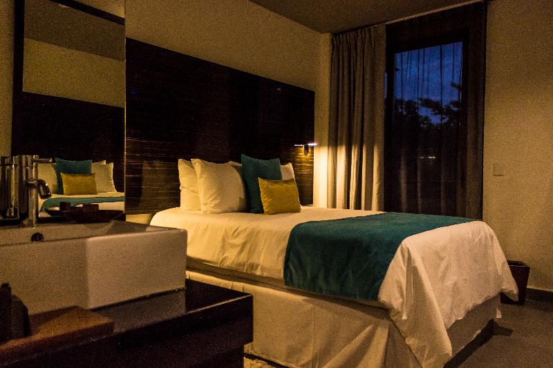 חדר דחוקס עם מיטת קינג, Kabah Boutique