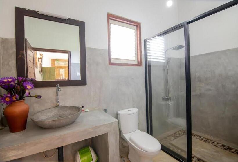 חדר דלוקס, Nature Cabanas & Floating Restaurant