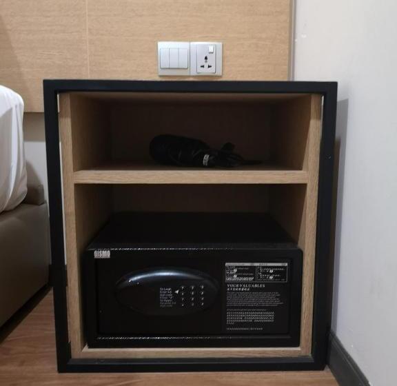 חדר סטנדרט יחיד, Qlio