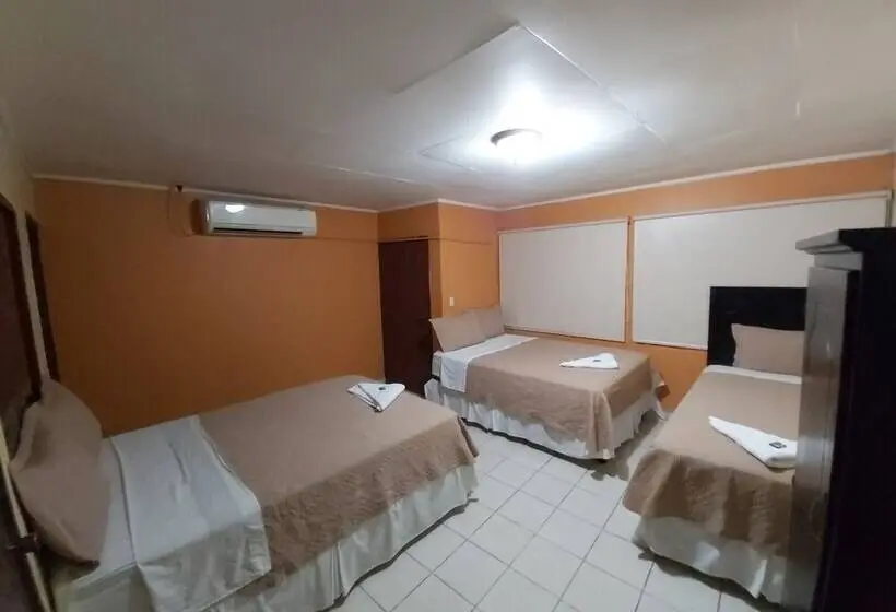 اتاق استاندارد سه نفره, Mados Hotel Aterrizaje