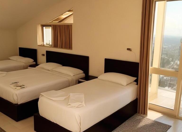 غرفة عائلية, Vila Ama Kruje