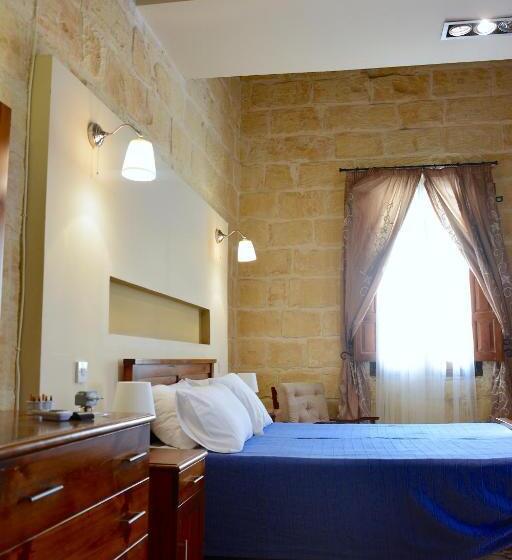 اتاق لوکس خانوادگی, Xemx