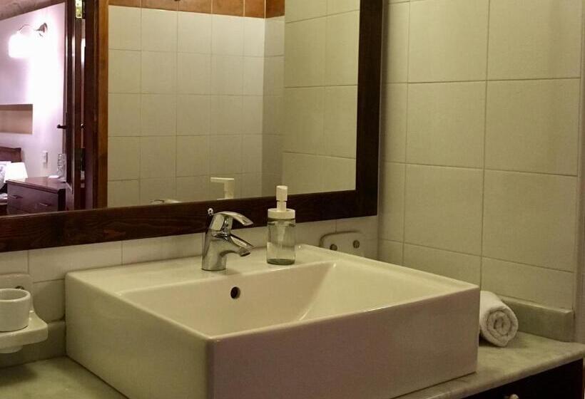 اتاق لوکس خانوادگی, Xemx