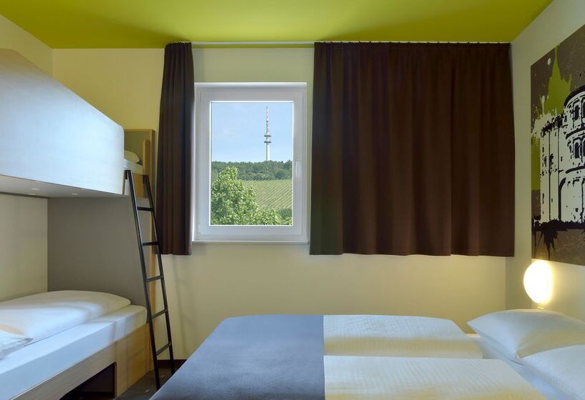 Номер Стандарт, B&b Hotel Trier