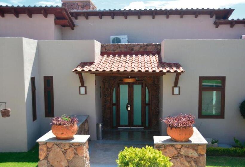 ویلا دلوکس 2 خوابه, Casa Legado Spa & Resort