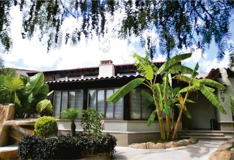 ویلا دلوکس 2 خوابه, Casa Legado Spa & Resort