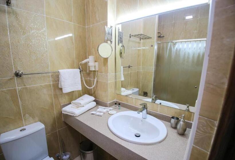 Quarto Estandar Individual, Infinity Plaza