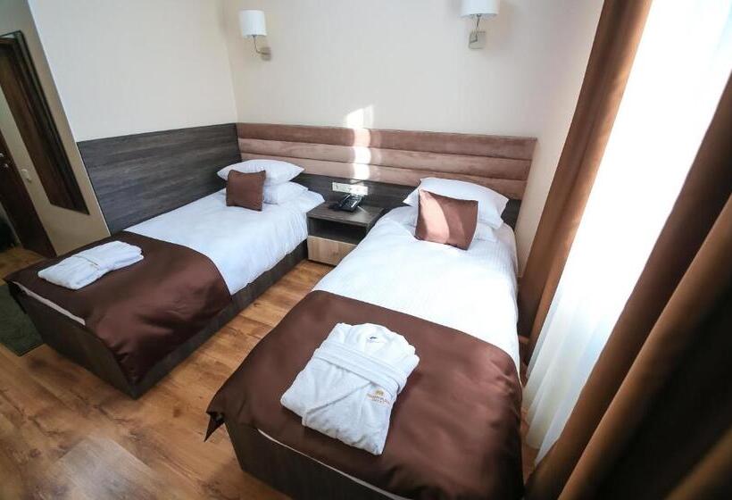 Quarto Estandar, Infinity Plaza