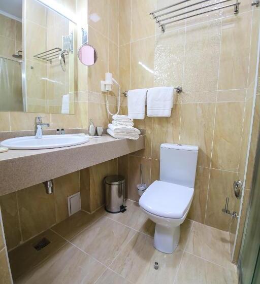 اتاق استاندارد, Infinity Plaza