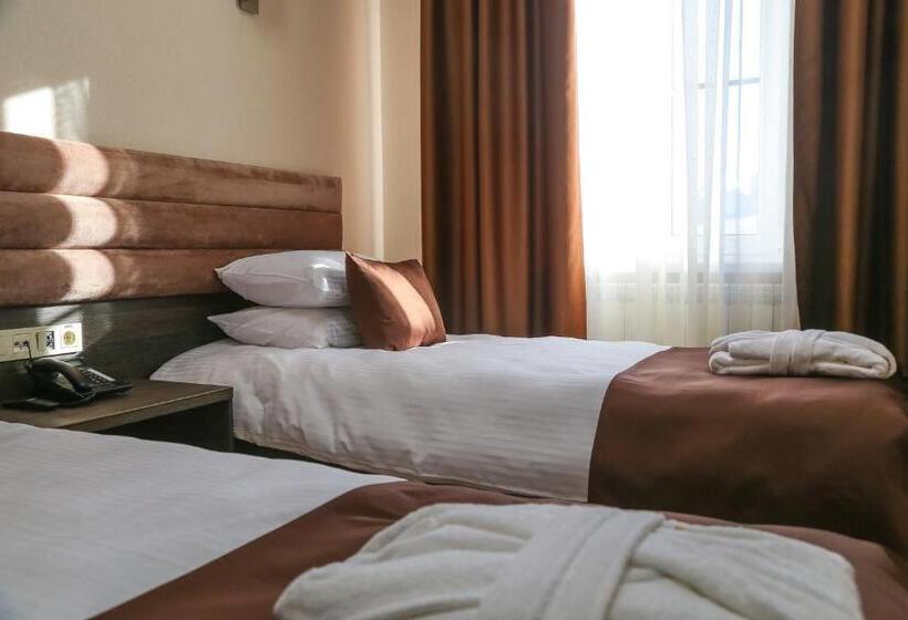 Quarto Estandar, Infinity Plaza