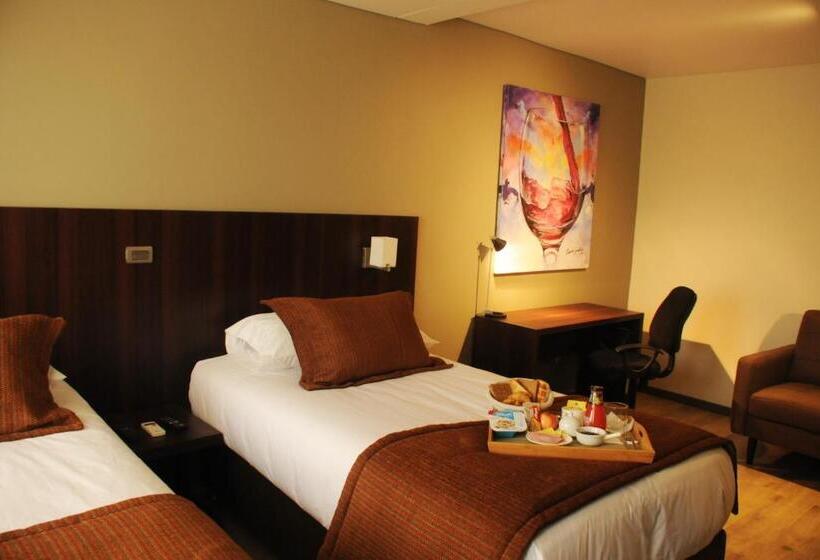 キングサイズベッドのスーペリアルーム, Manso De Velasco