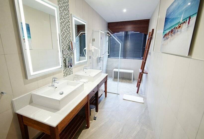 غرفة إدارية مطلة على البحر, Verde Zanzibar  Azam Luxury Resort And Spa