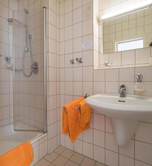 اتاق استاندارد یک نفره, Windrose Borkum