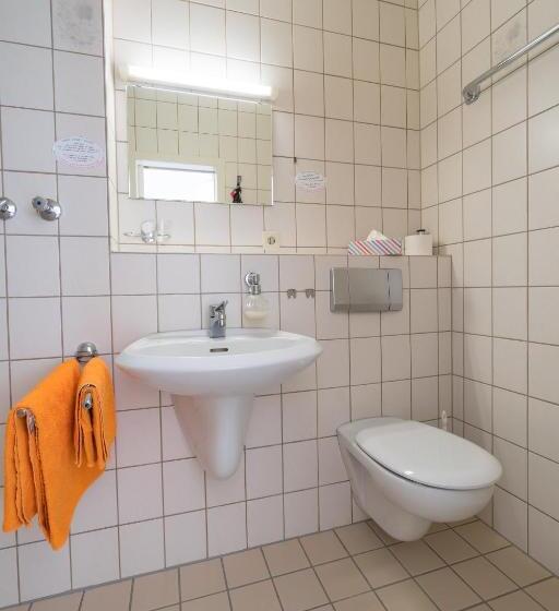 اتاق استاندارد یک نفره, Windrose Borkum