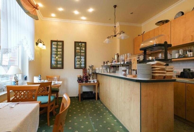 اتاق استاندارد یک نفره, Windrose Borkum