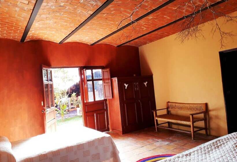 غرفة عائلية, Santa Lucia Hotel Boutique