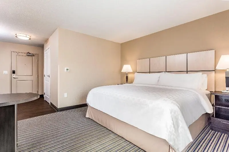 キングサイドベッドのスタンダードワンルーム, Candlewood Suites Eau Claire I 94, An Ihg