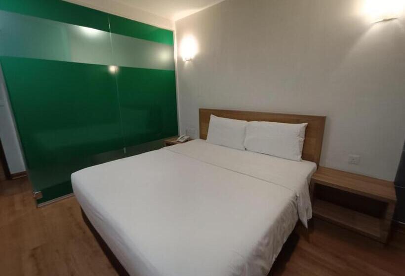 キングサイズベッドのデラックスルーム, Greencity