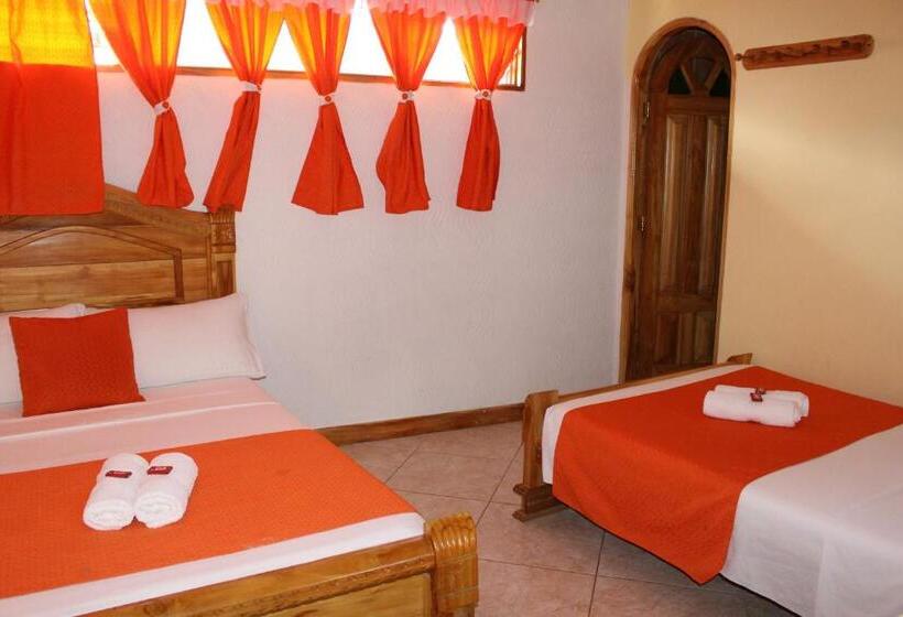 חדר אקונומי, Las Guacamayas Guatapé