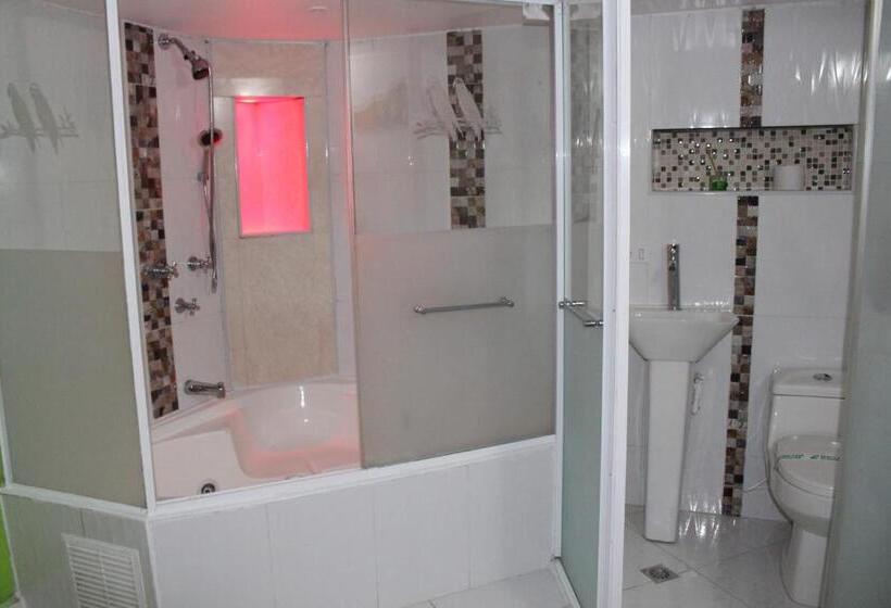 Chambre Deluxe, Las Guacamayas Guatapé