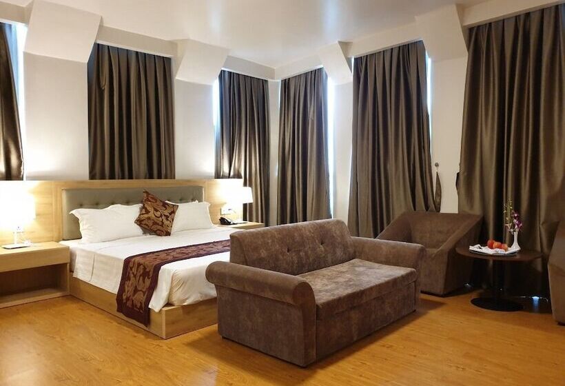 اتاق لوکس, Legend